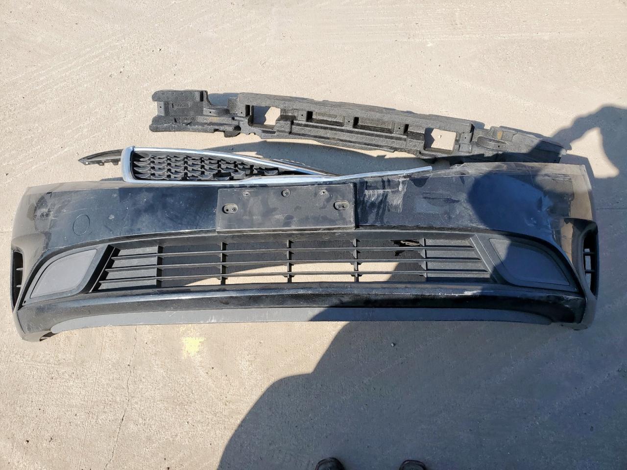 2018 Kia Forte Lx VIN: 3KPFL4A73JE184377 Lot: 68156335