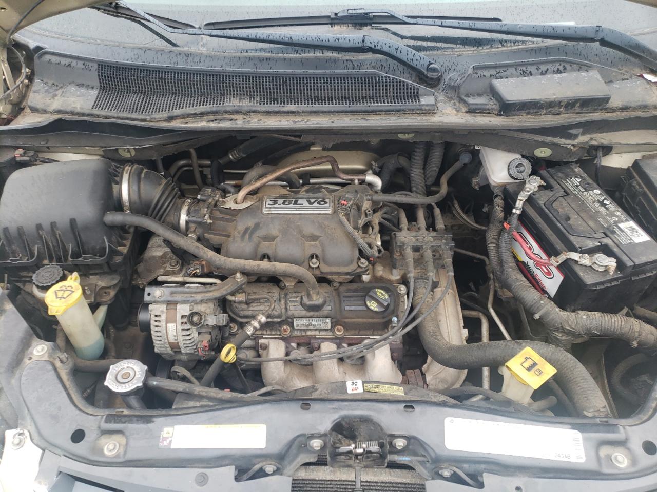 2010 Chrysler Town & Country Touring VIN: 2A4RR5D16AR293529 Lot: 85884085