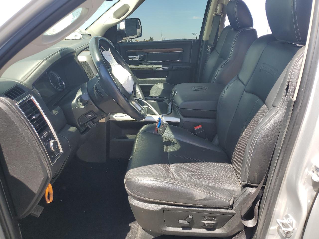 2017 Ram 1500 Laramie VIN: 1C6RR7NM9HS882648 Lot: 68593055