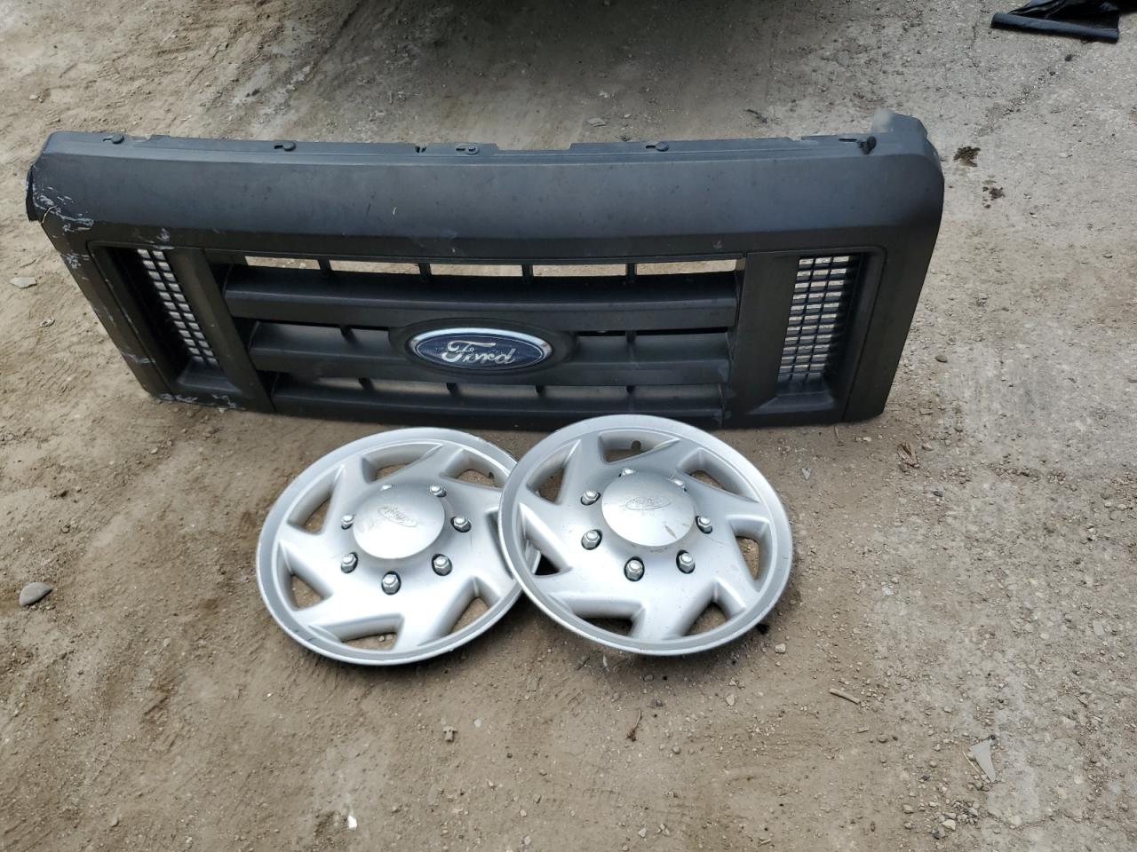 1FTNE1EW5BDA84824 2011 Ford Econoline E150 Van