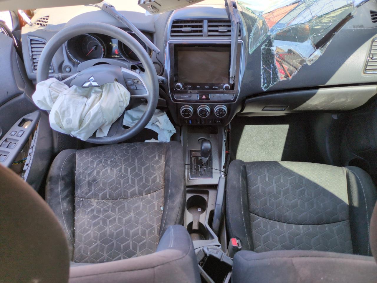 2020 Mitsubishi Outlander Sport Es VIN: JA4AP3AU4LU015305 Lot: 68162145