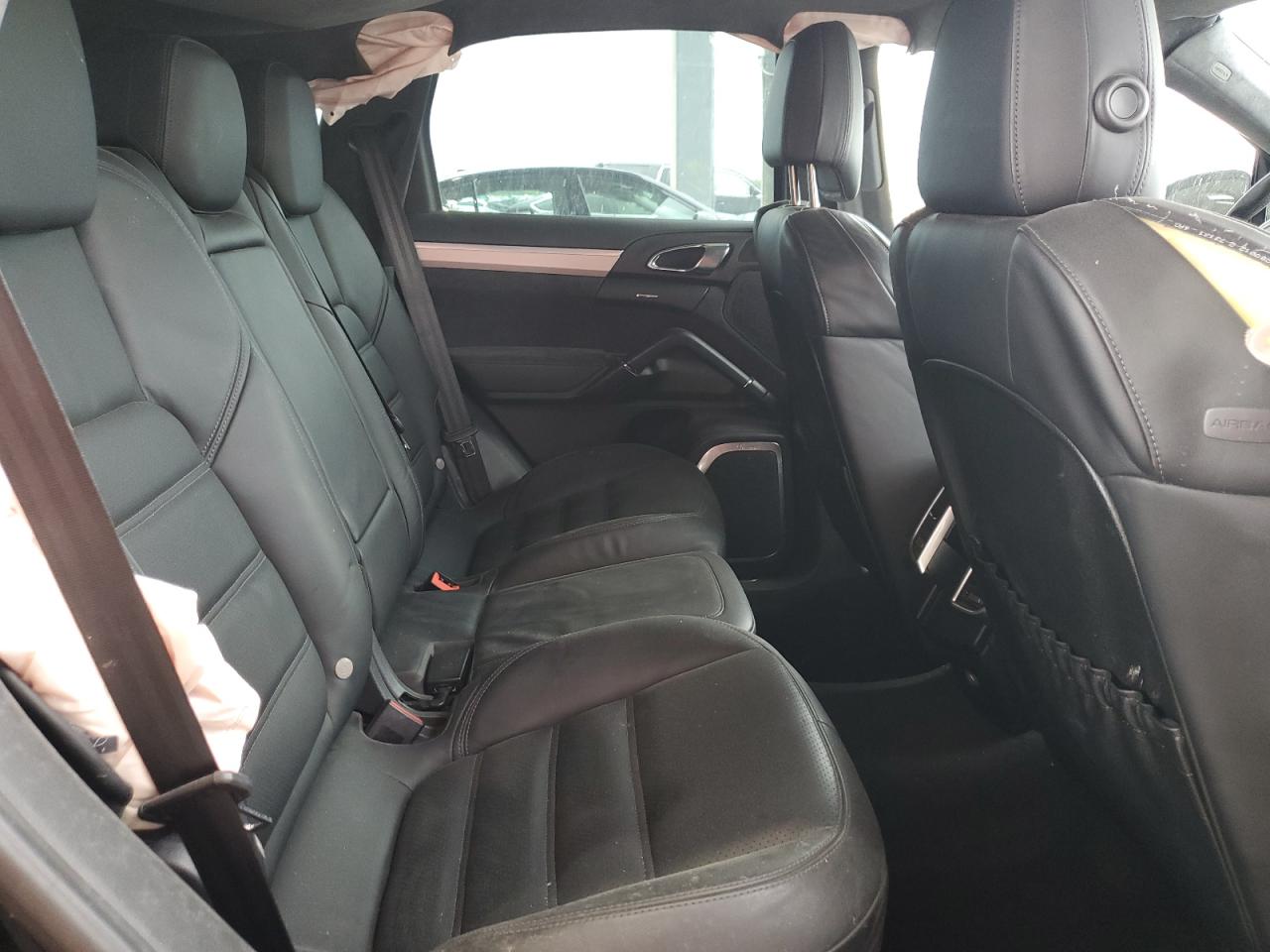 2013 Porsche Cayenne Gts VIN: WP1AD2A23DLA74424 Lot: 68009385