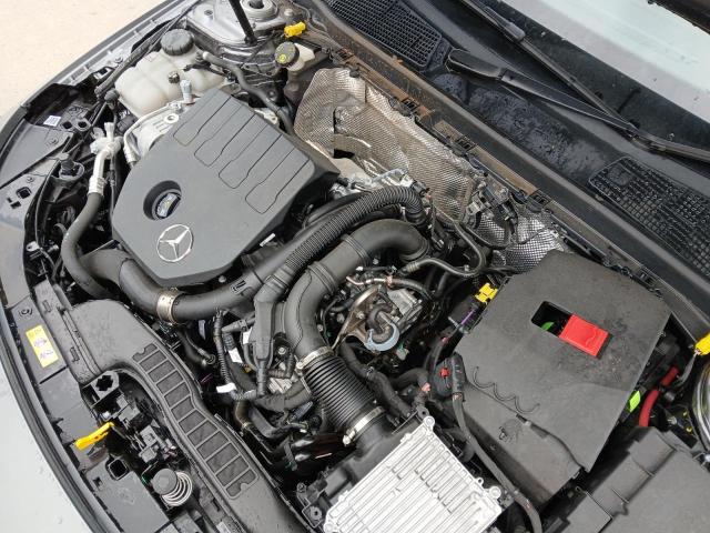 2024 MERCEDES BENZ CLA 200 AM