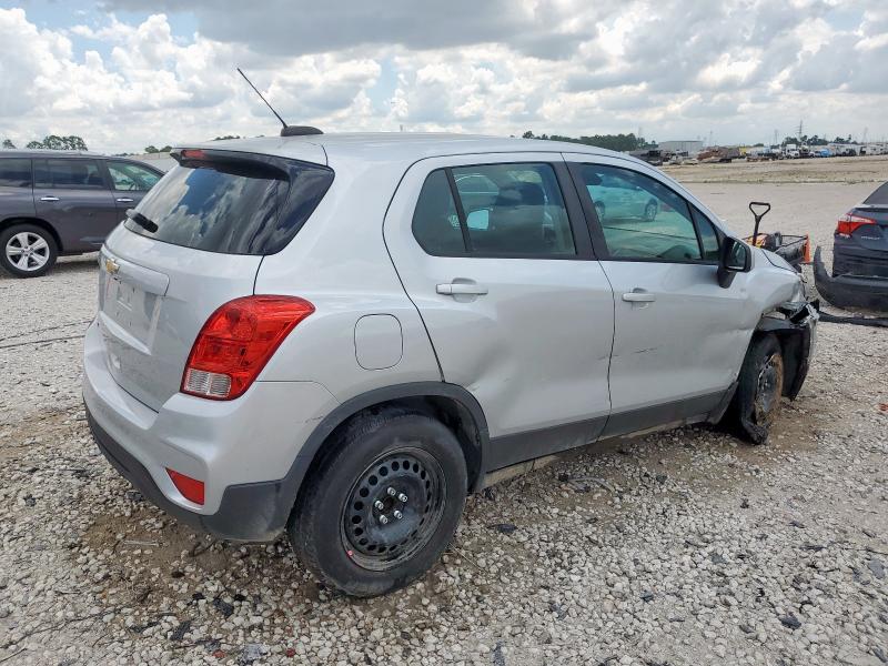  CHEVROLET TRAX 2018 Srebrny