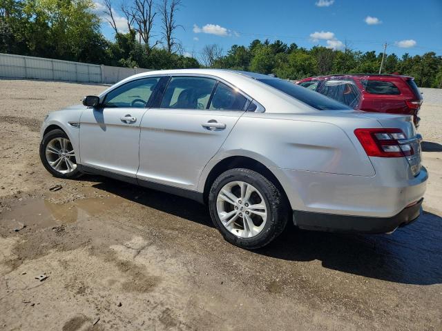  FORD TAURUS 2015 Srebrny