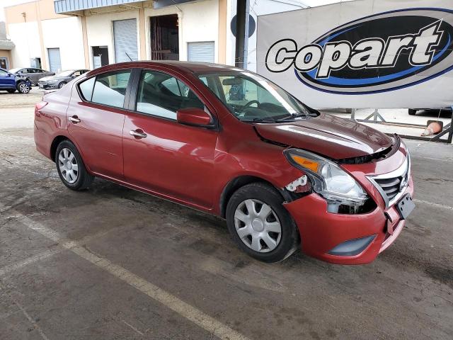  NISSAN VERSA 2019 Красный