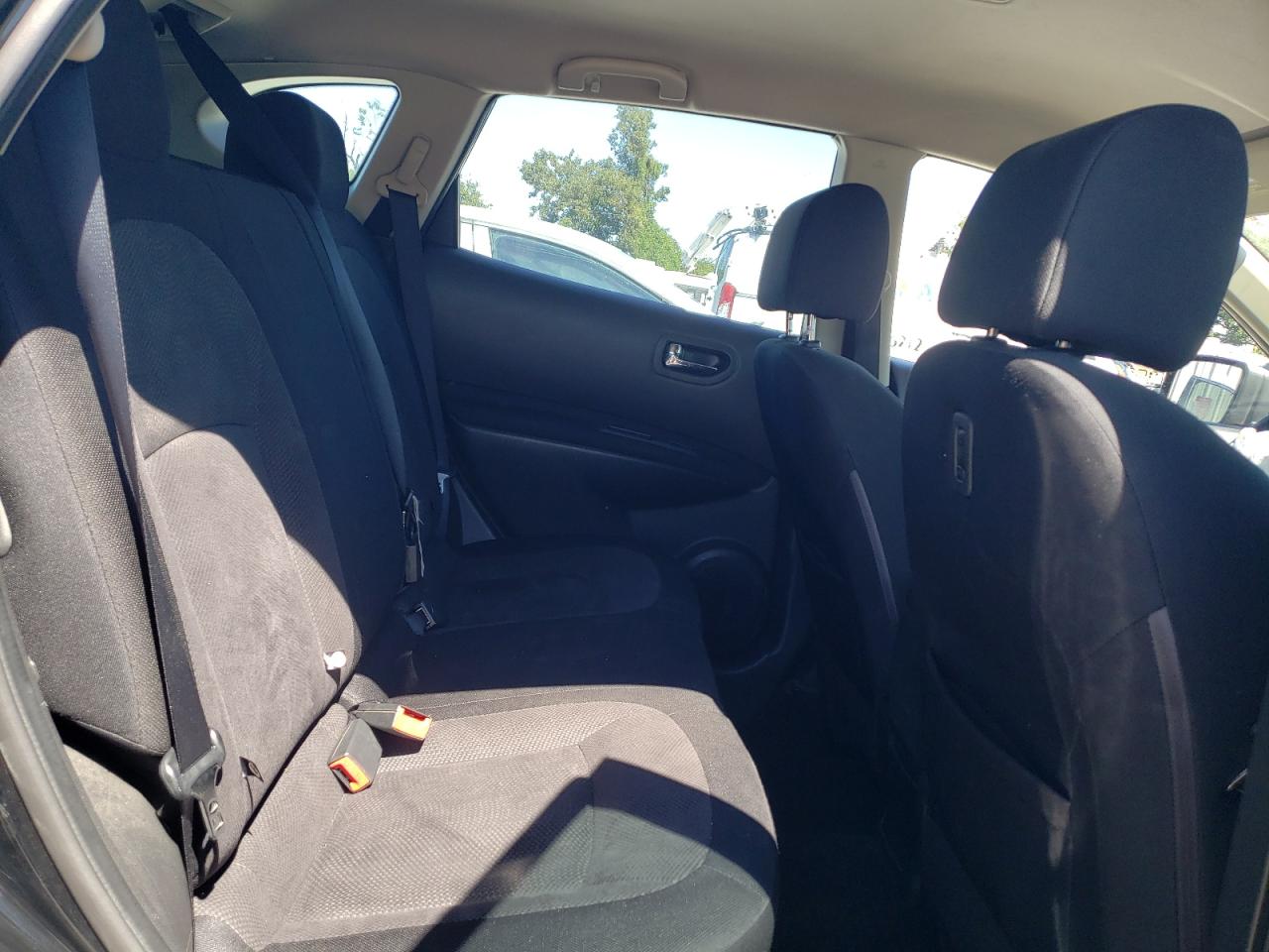 2011 Nissan Rogue S VIN: JN8AS5MT6BW173817 Lot: 69993625