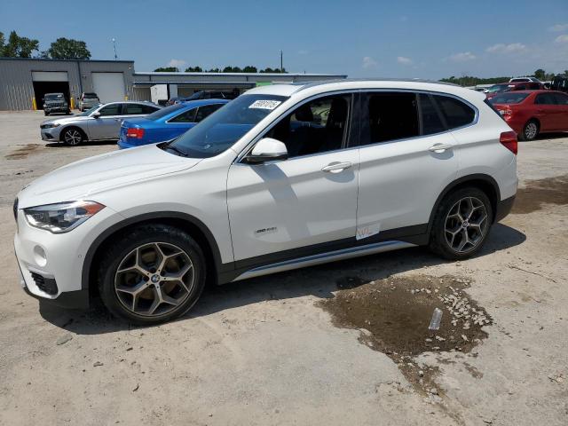  BMW X1 2016 Белы