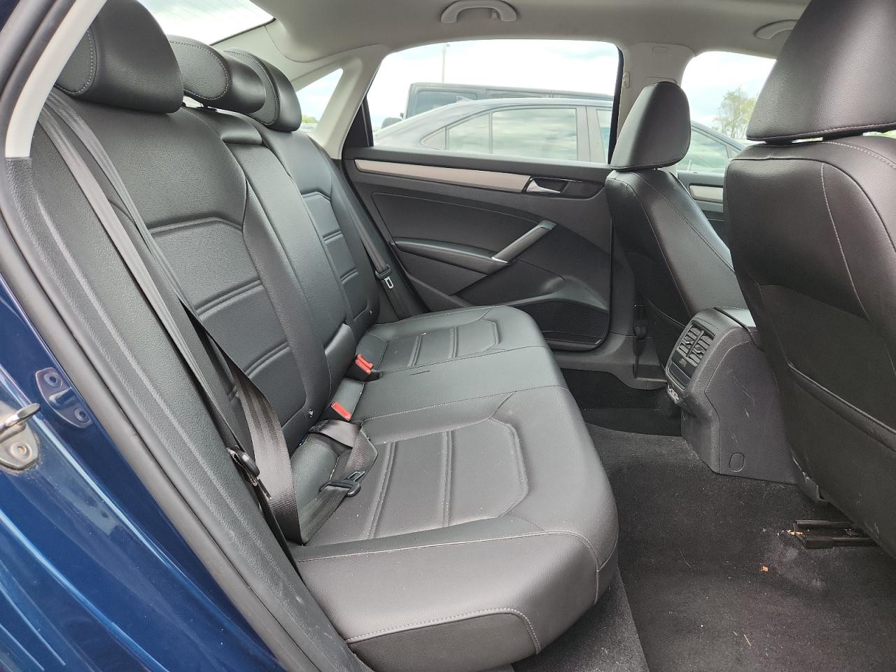 2021 Volkswagen Passat Se VIN: 1VWSA7A32MC007556 Lot: 70159075