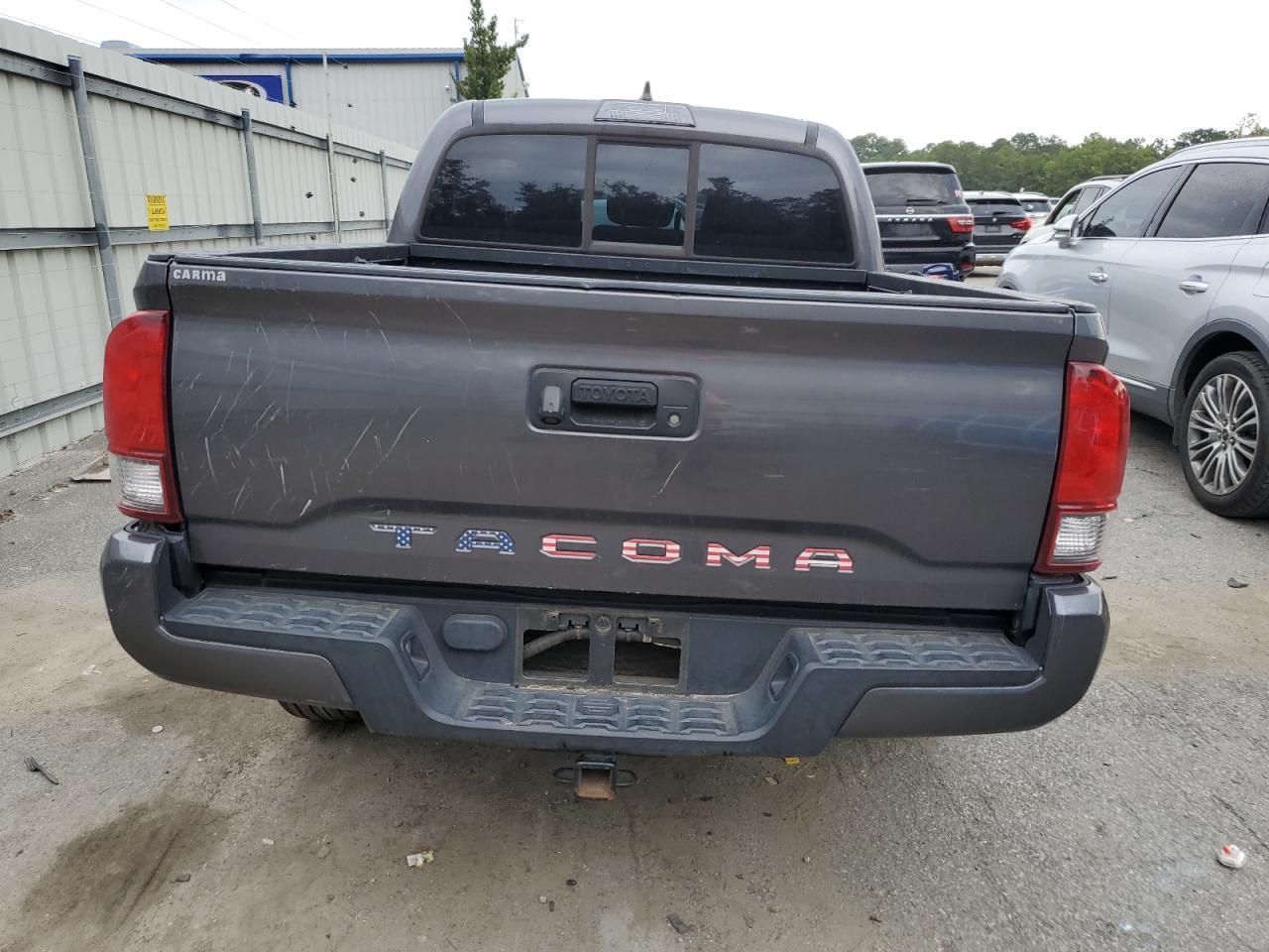 2018 Toyota Tacoma Double Cab VIN: 5TFAX5GN1JX111812 Lot: 70332255