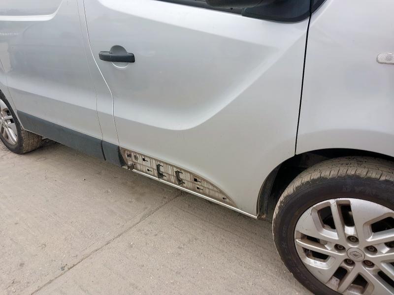 2015 RENAULT TRAFIC SL27DCI 115 SPORT VAN