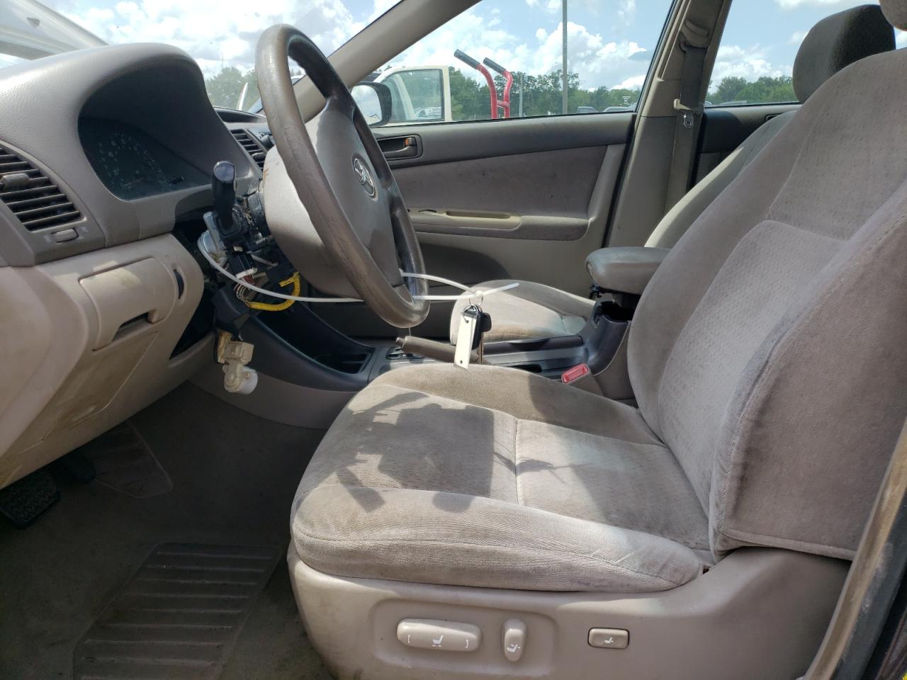 2004 Toyota Camry Le VIN: 4T1BE32K14U790817 Lot: 67537995