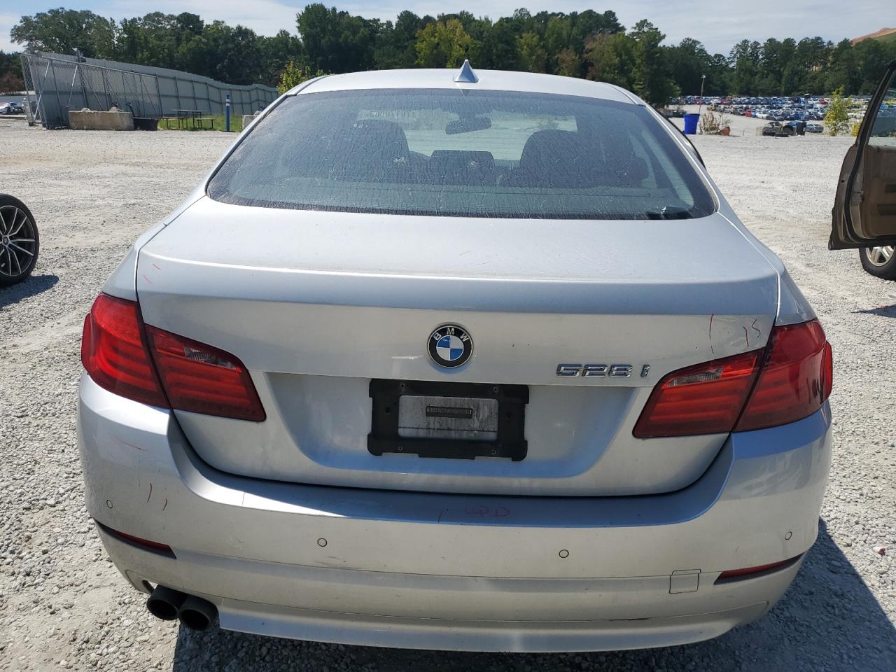 2011 BMW 528 I VIN: WBAFR1C59BC672568 Lot: 70178885