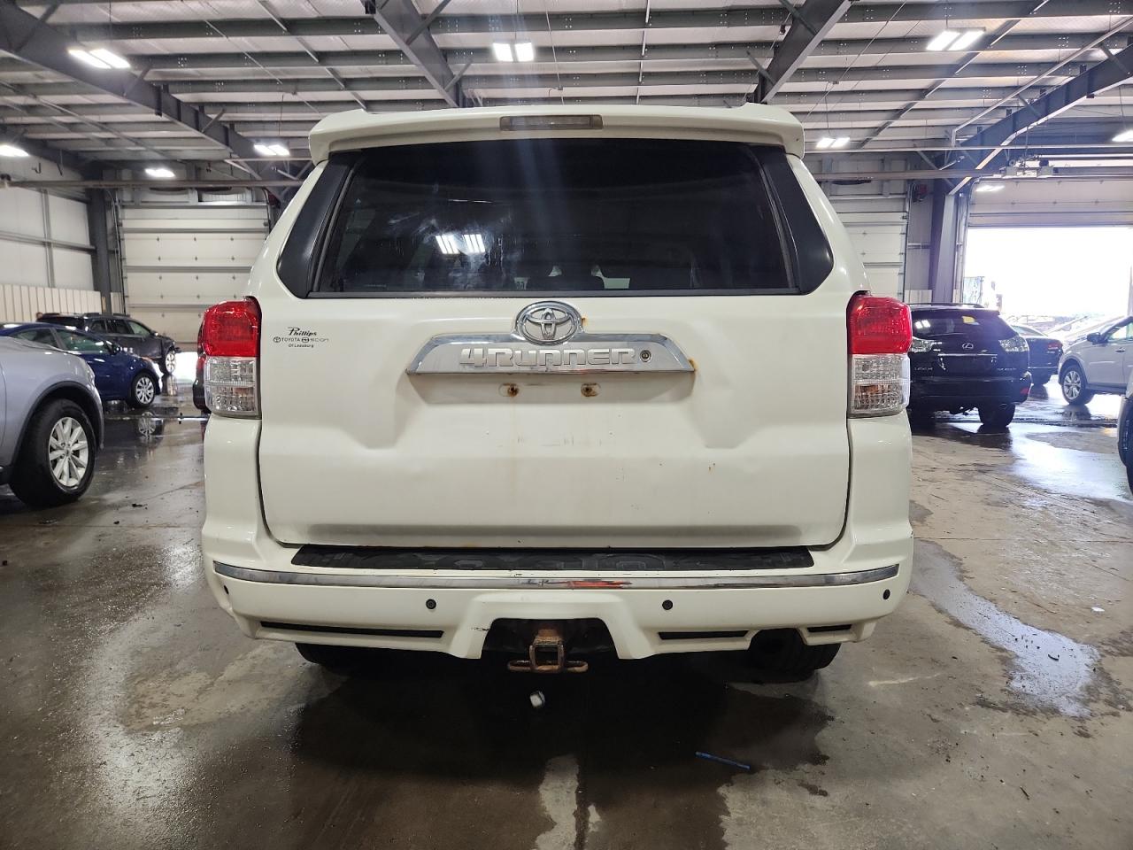 2010 Toyota 4Runner Sr5 VIN: JTEZU5JR2A5003603 Lot: 68255655