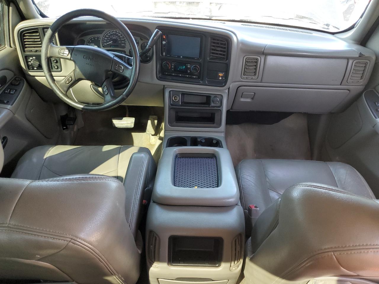 2005 GMC Sierra K2500 Heavy Duty VIN: 1GTHK29U75E157694 Lot: 69043135