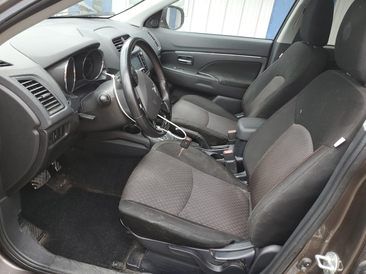 2017 Mitsubishi Outlander Sport Es VIN: JA4AR3AUXHZ033988 Lot: 68567485