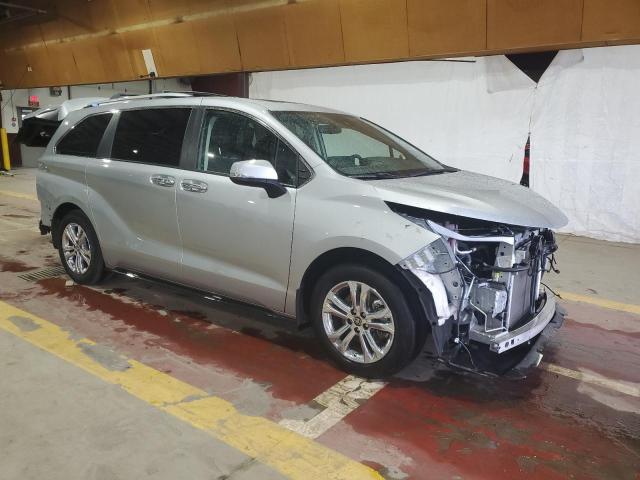  TOYOTA SIENNA 2022 Серебристый