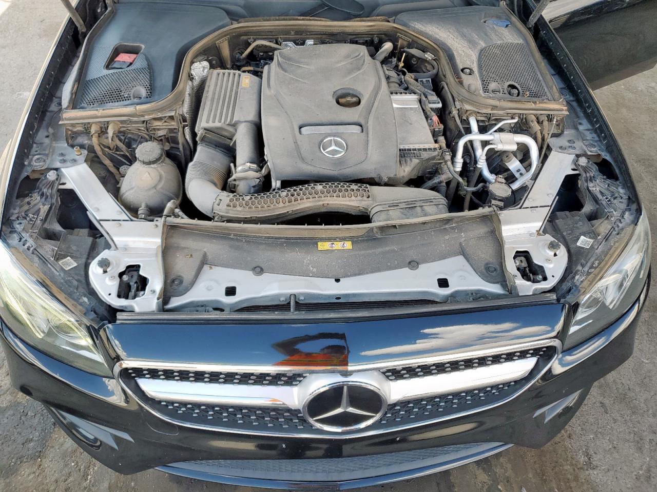 2018 Mercedes-Benz E 300 VIN: WDDZF4JB3JA304650 Lot: 70490685