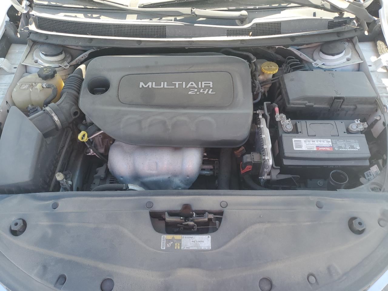 2015 Chrysler 200 Limited VIN: 1C3CCCAB8FN654587 Lot: 70171775