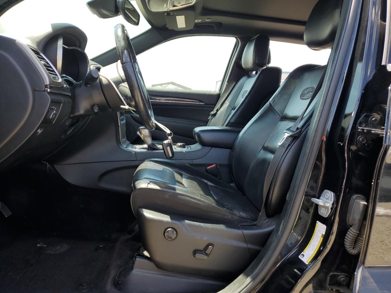 2018 Jeep Grand Cherokee Overland VIN: 1C4RJFCGXJC189482 Lot: 70001425