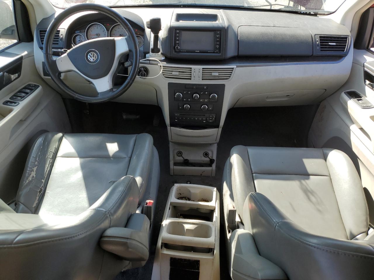 2010 Volkswagen Routan Se VIN: 2V4RW3D11AR168737 Lot: 70481675