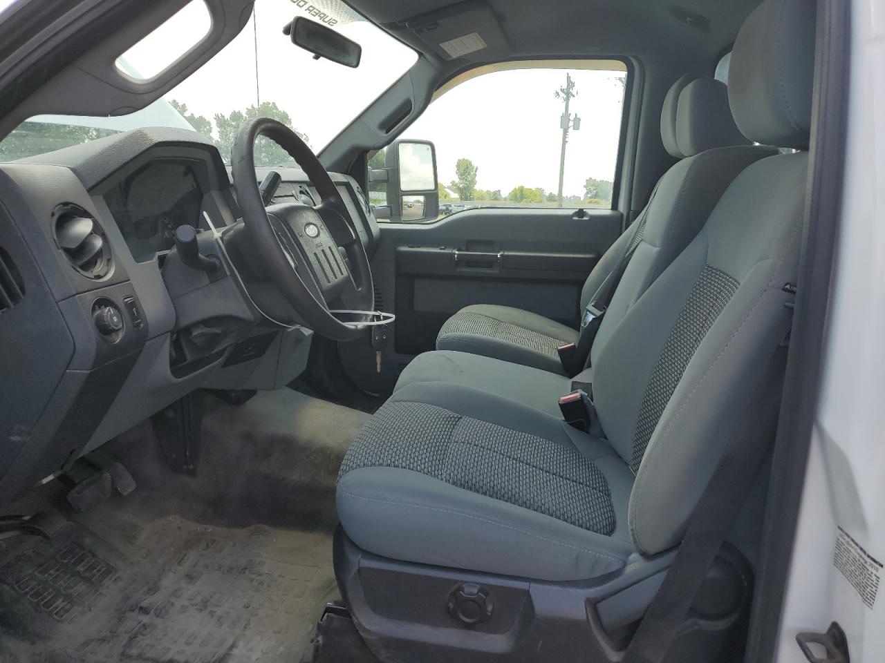 2011 Ford F550 Super - Delivery Truck VIN: 1FDUF5GY0BEB57392 Lot: 86340865