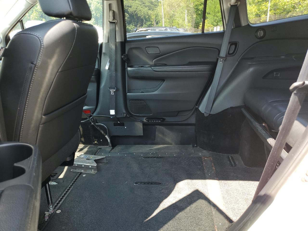 2018 Honda Pilot Exl VIN: 5FNYF5H5XJB010651 Lot: 69341715