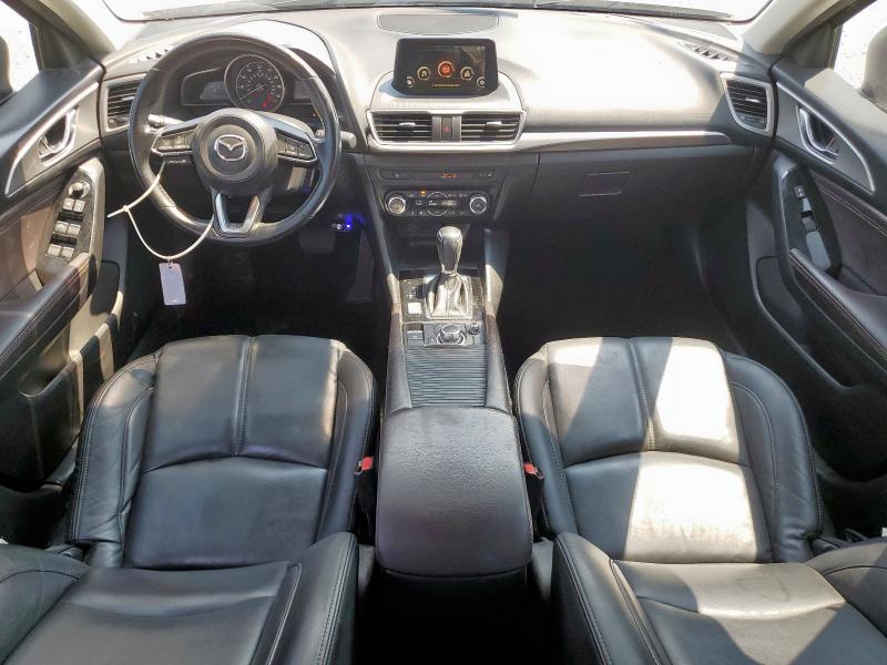  MAZDA 3 2018 Черный