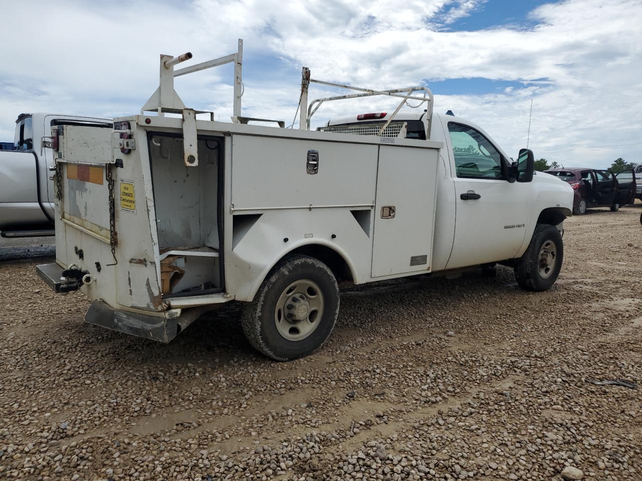 2009 Chevrolet Silverado C2500 Heavy Duty white null gas 1GCEC14XX9Z120939 photo #4