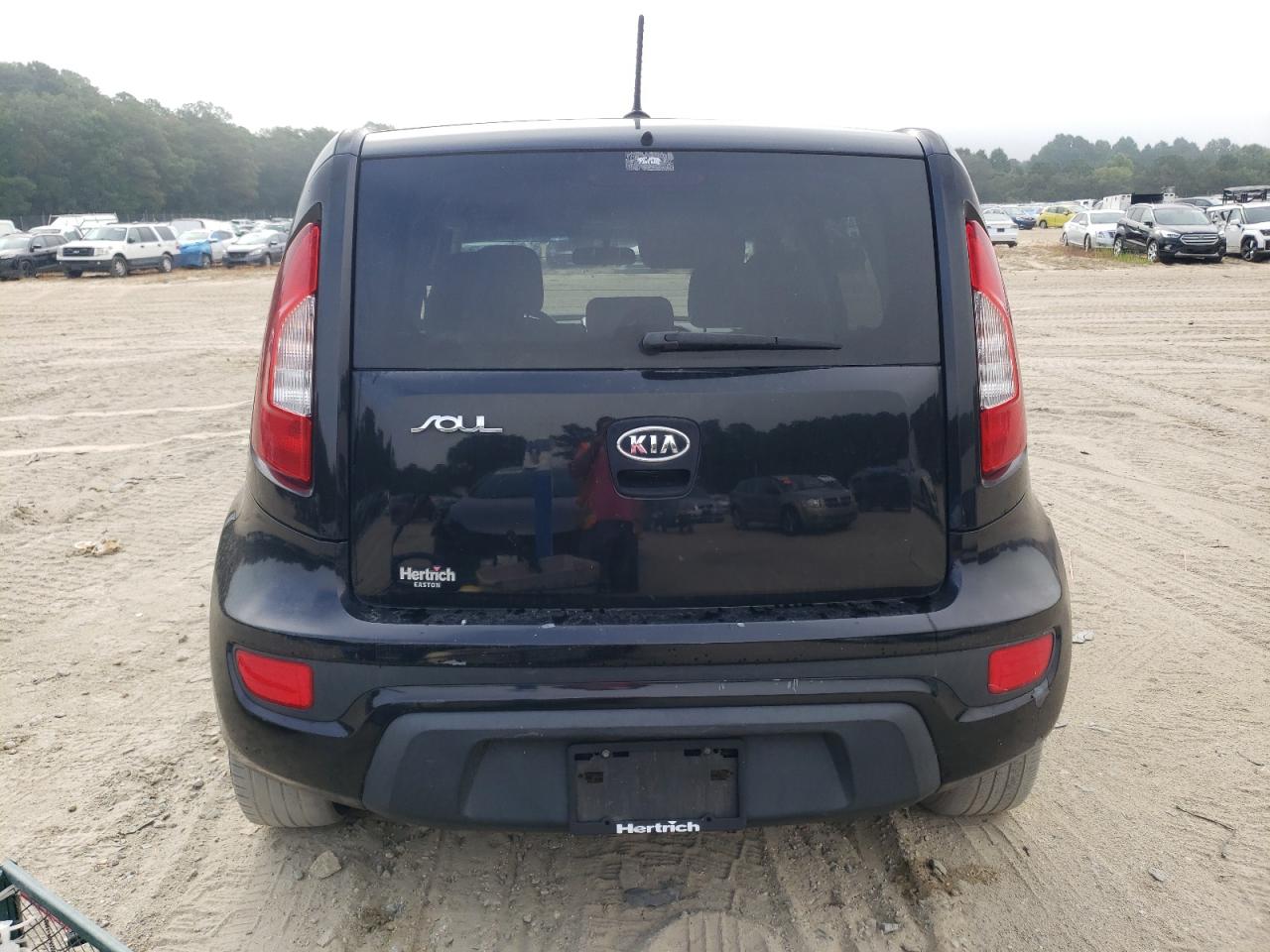 2012 Kia Soul + VIN: KNDJT2A62C7743880 Lot: 68647065