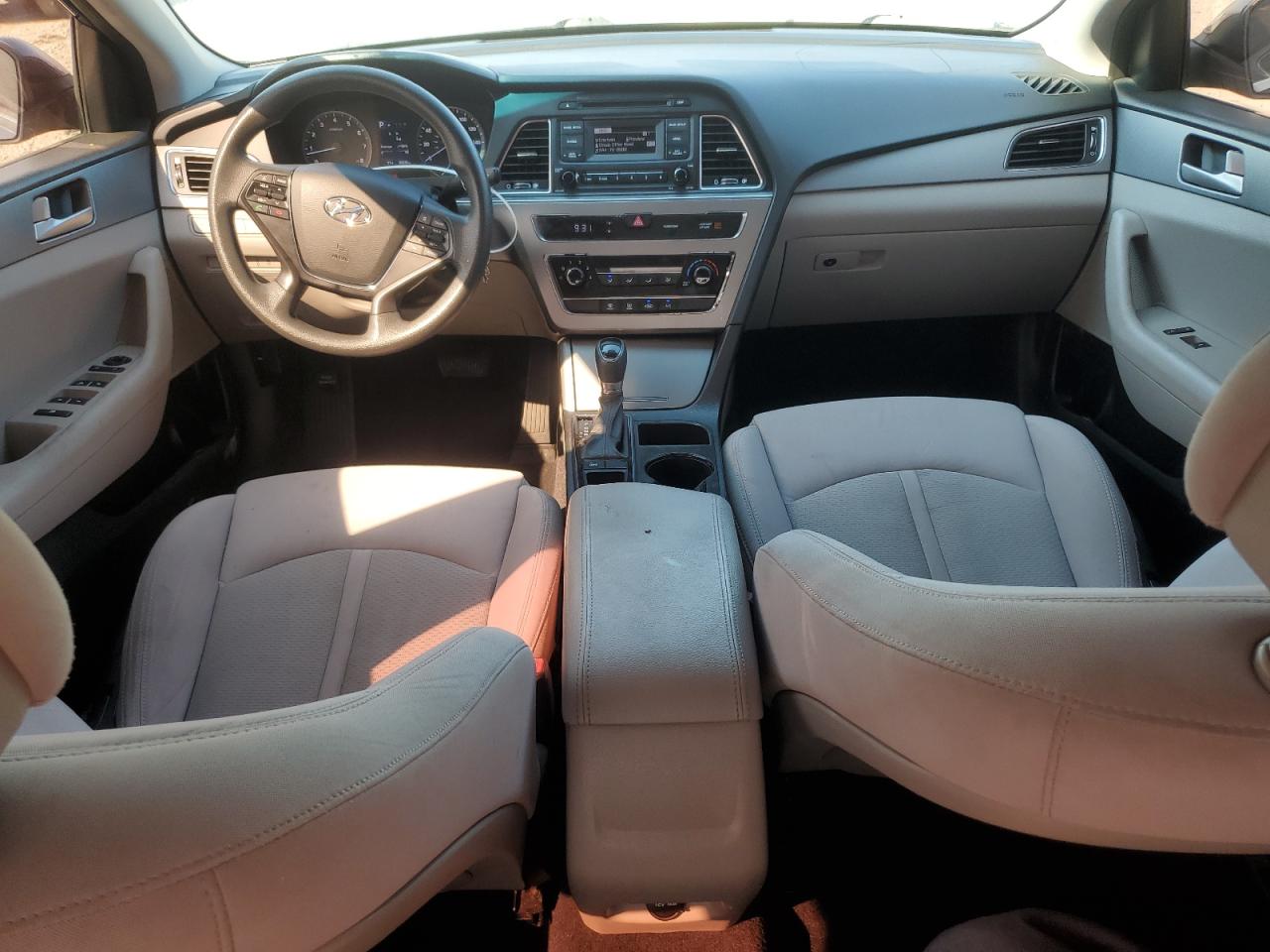 2017 Hyundai Sonata Se VIN: 5NPE24AF2HH457045 Lot: 68136295