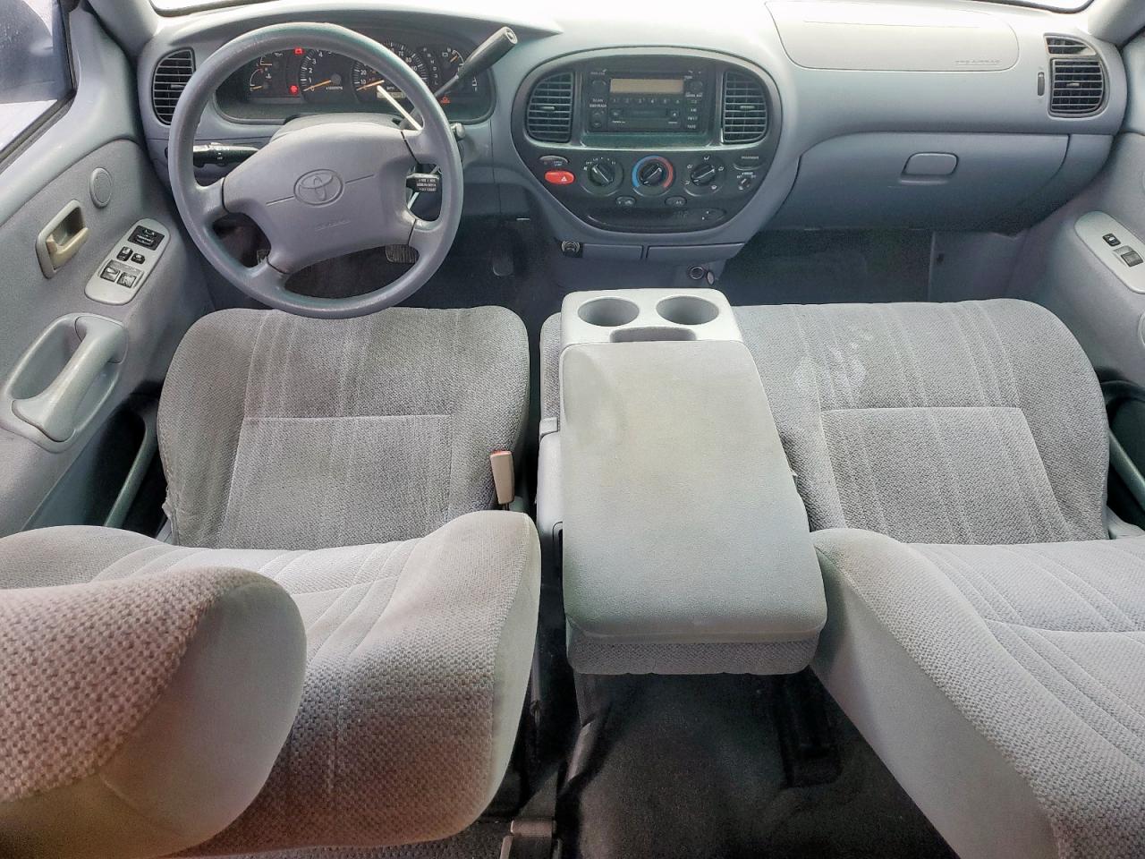 2000 Toyota Tundra Access Cab VIN: 5TBRT3411YS119261 Lot: 71070005