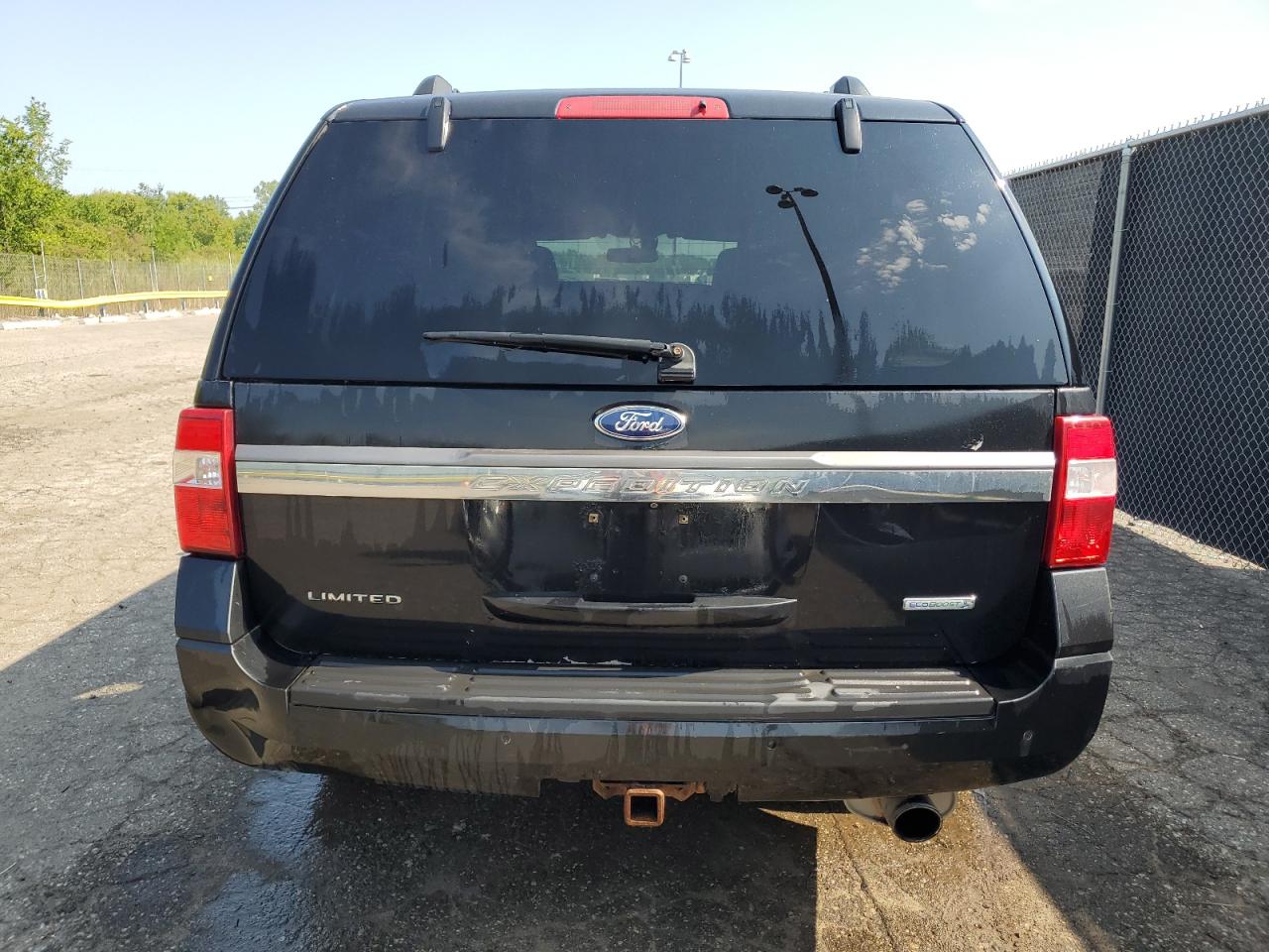2015 Ford Expedition Limited VIN: 1FMJU2AT2FEF20222 Lot: 67683915
