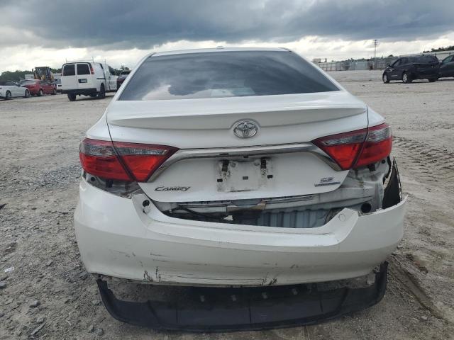  TOYOTA CAMRY 2016 White