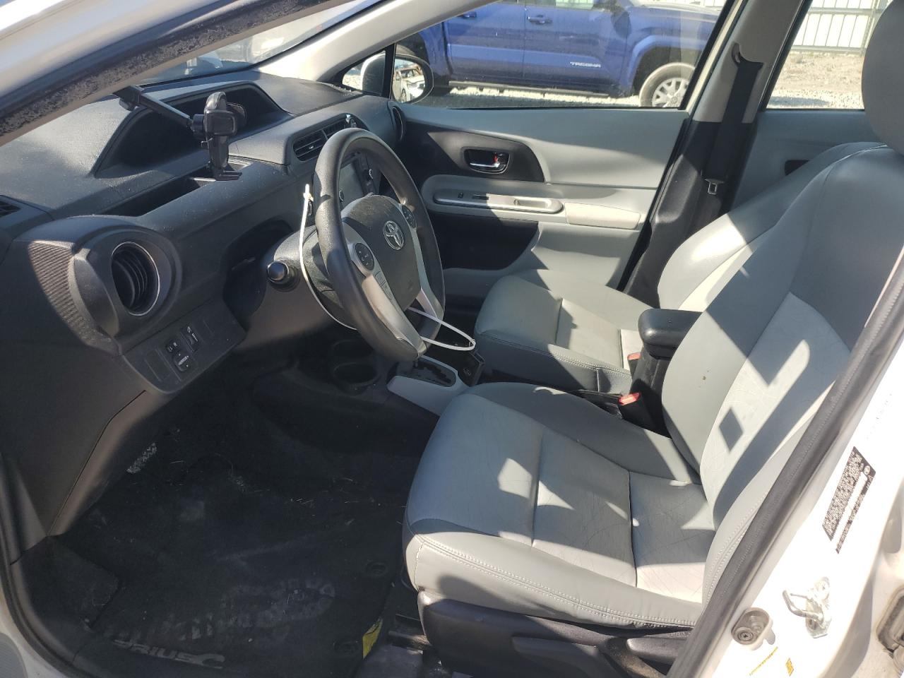 2012 Toyota Prius C VIN: JTDKDTB34C1001429 Lot: 69824295