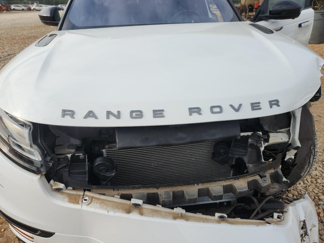 2019 Land Rover Range Rover Velar R-Dynamic Se VIN: SALYL2EX2KA232424 Lot: 70461845