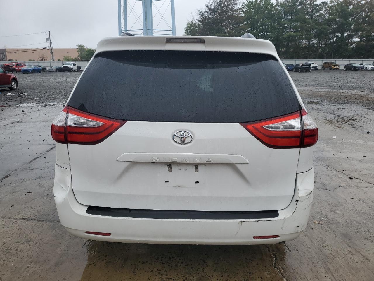 2017 Toyota Sienna Le VIN: 5TDKZ3DC6HS823609 Lot: 69730915