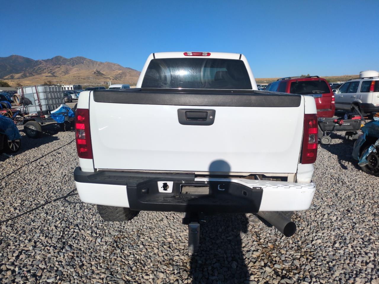 2008 GMC Sierra C2500 Heavy Duty VIN: 1GTHC23688F212336 Lot: 68911235