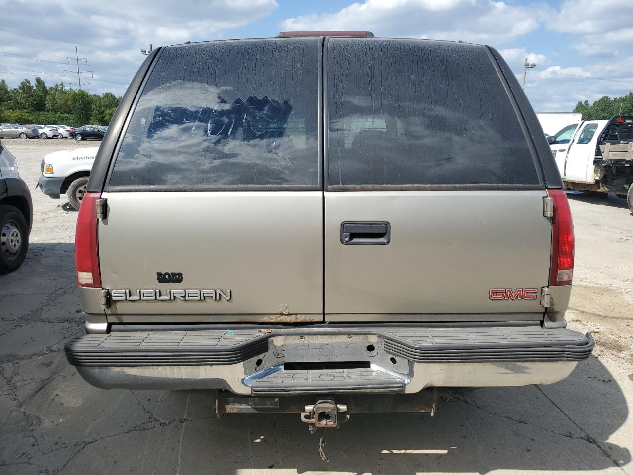 1999 GMC Suburban K2500 VIN: 3GKGK26J6XG546154 Lot: 68348215