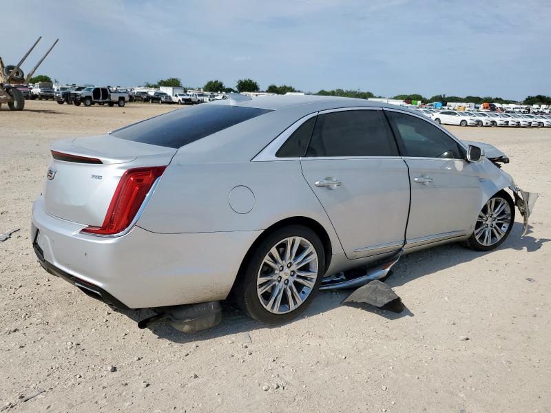  CADILLAC XTS 2019 Серебристый