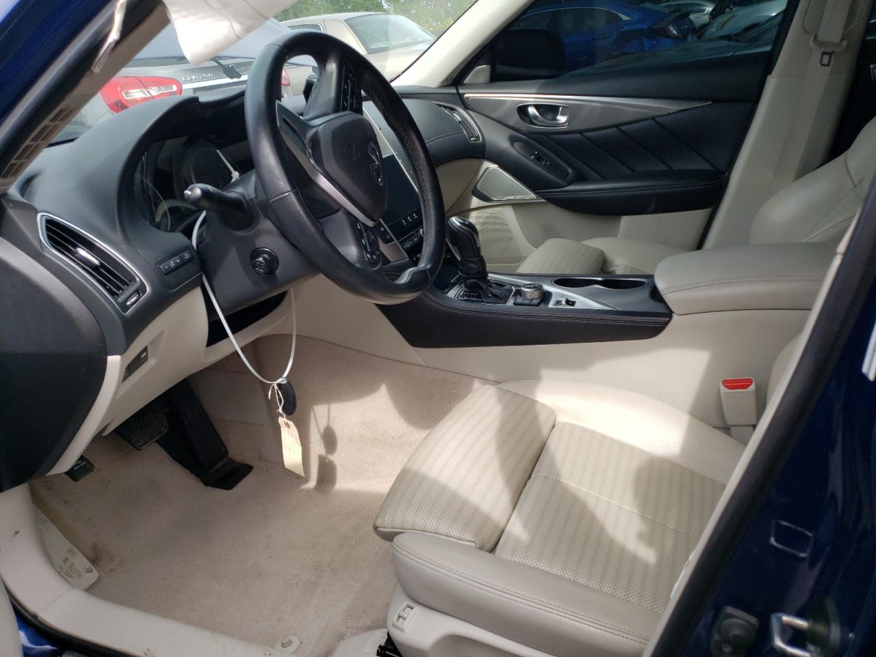 JN1EV7AR8KM552910 2019 Infiniti Q50 Luxe