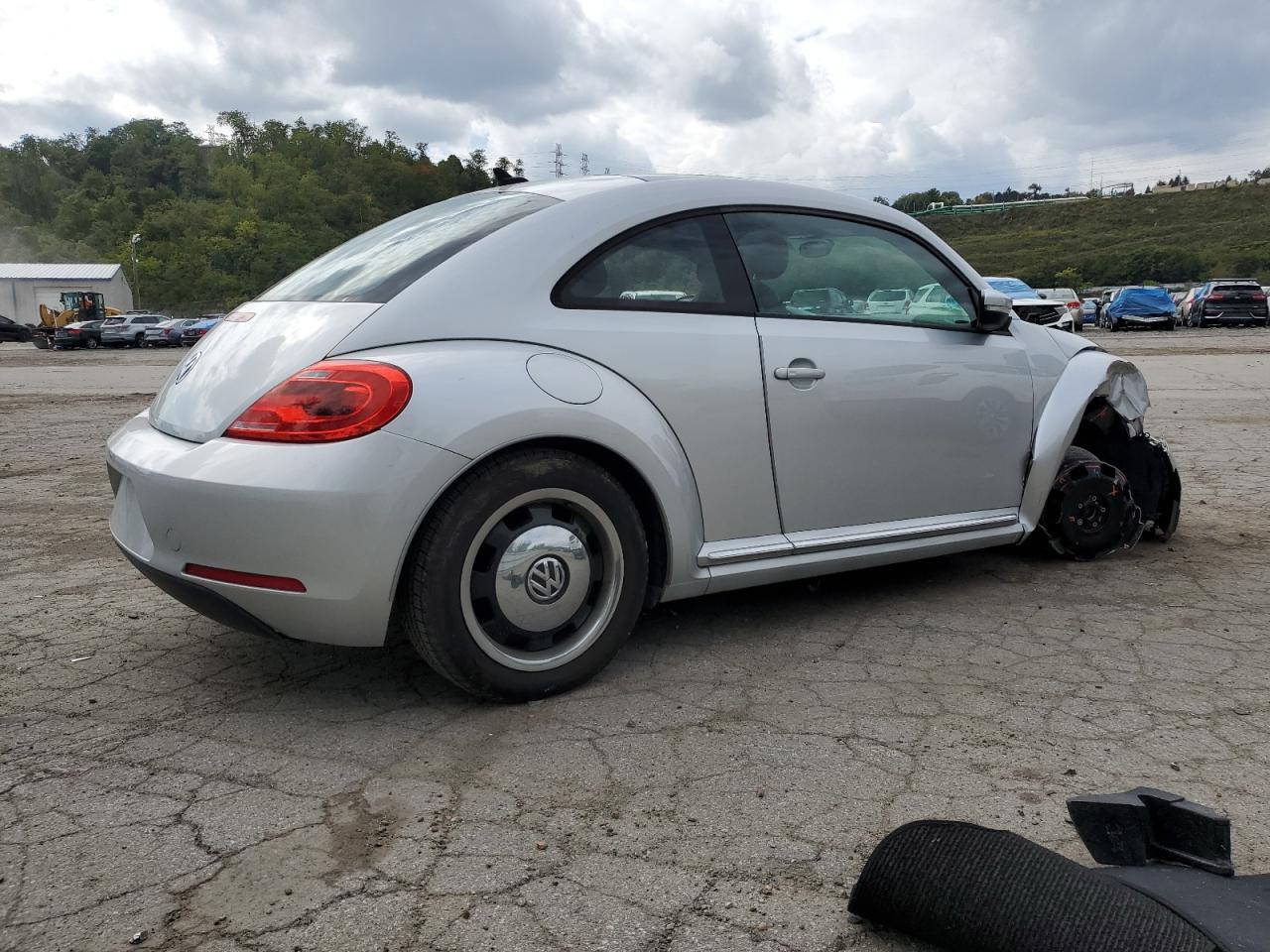 2013 Volkswagen Beetle VIN: 3VWJX7AT4DM613563 Lot: 68335633