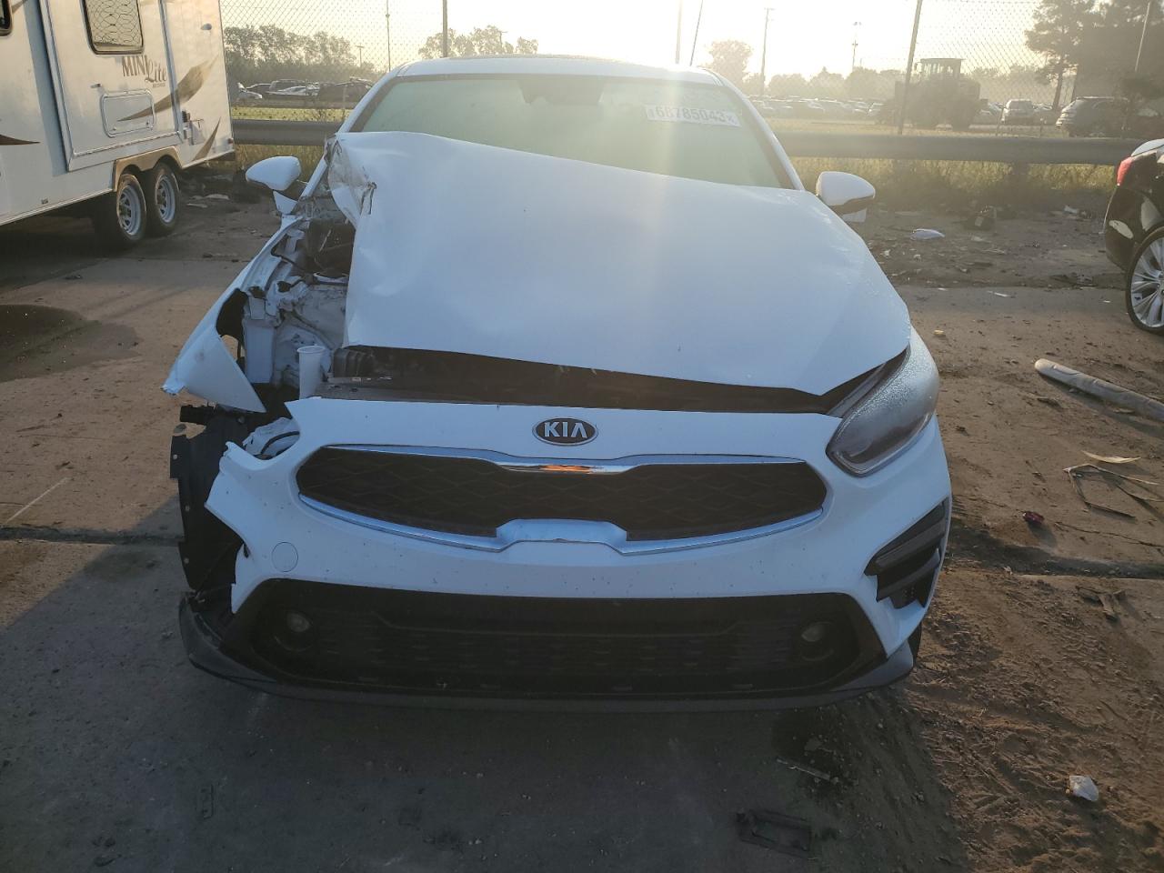 3KPF54AD7ME294370 2021 Kia Forte Ex