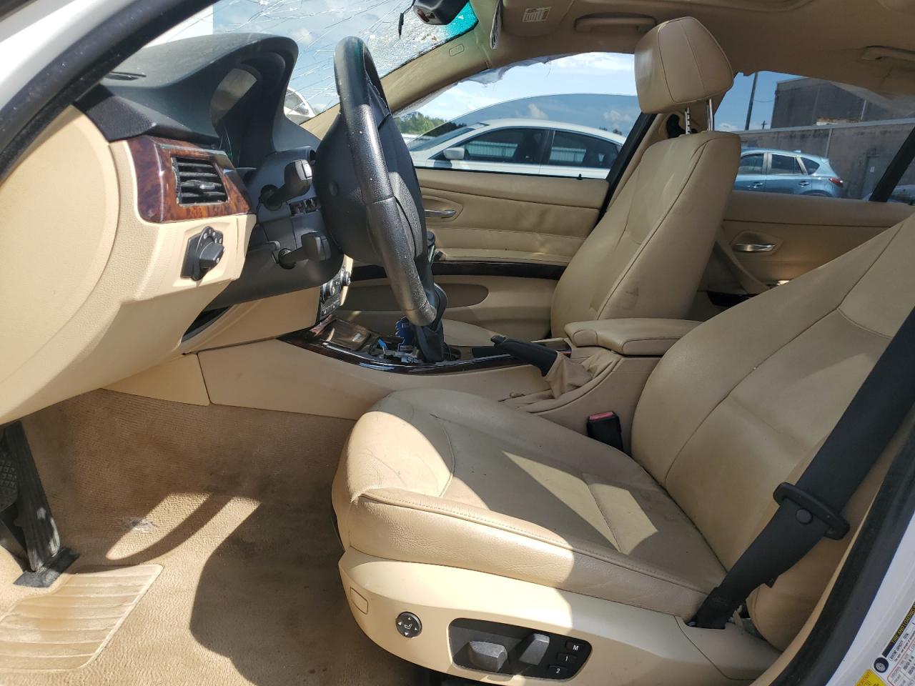 2008 BMW 328 Xi VIN: WBAVC93568K043070 Lot: 67932463