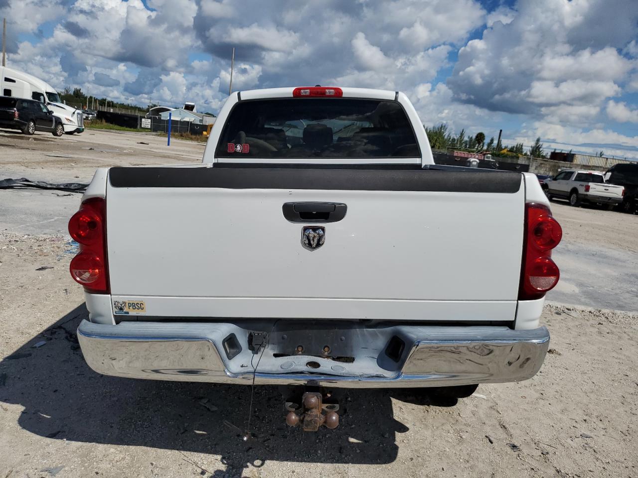 2008 Dodge RAM - Image 6