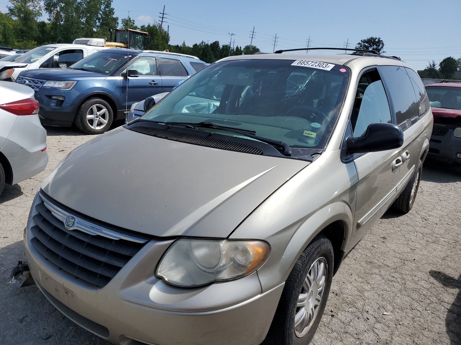 2A4GP54L16R837036 2006 Chrysler Town & Country Touring