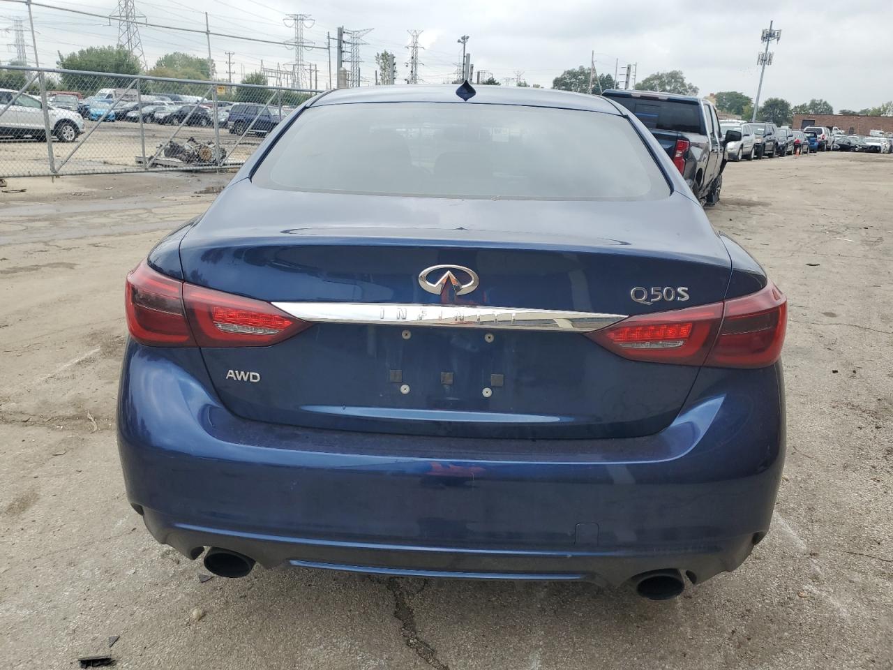 JN1EV7AR3JM440062 2018 Infiniti Q50 Luxe