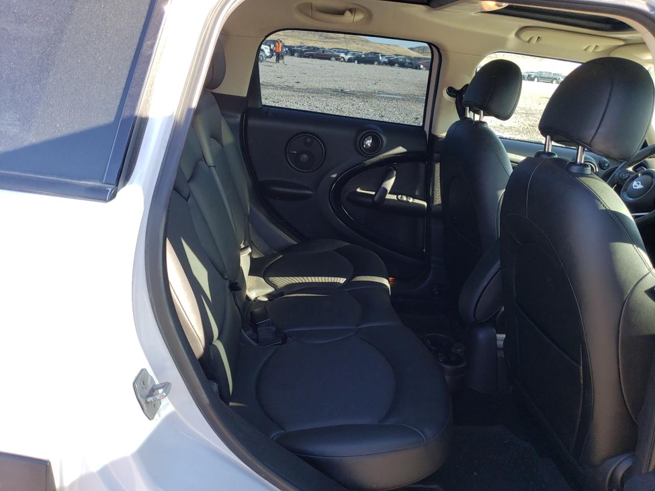 2014 MINI Cooper - Image 10