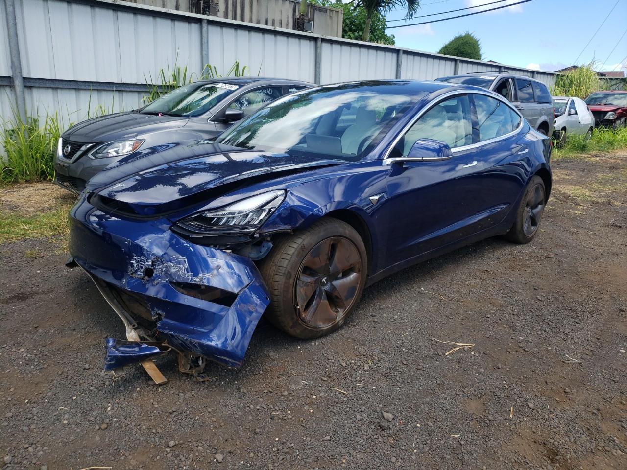 5YJ3E1EA9JF155817 2018 Tesla Model 3