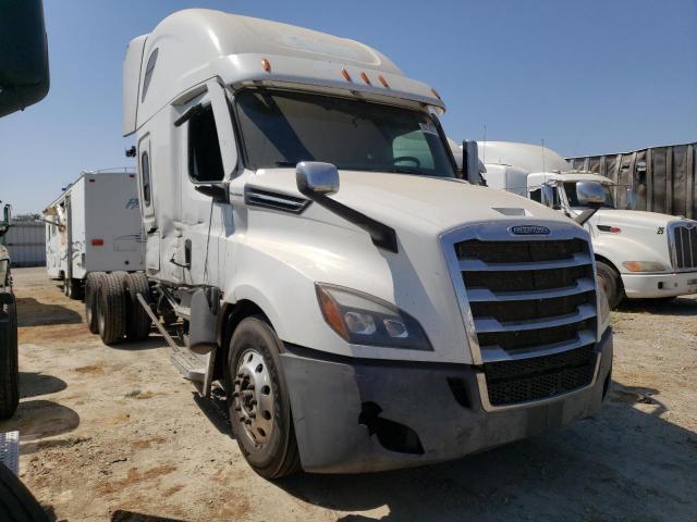 2020 Freightliner Cascadia 126 